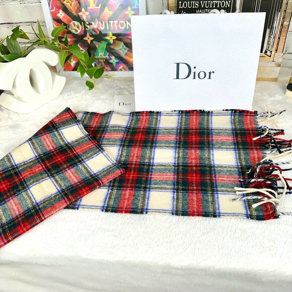 Christian Dior Monsieur Scarf 100% Lambswool. NICE! GREAT GIFT ITEM! - Picture 4 of 6